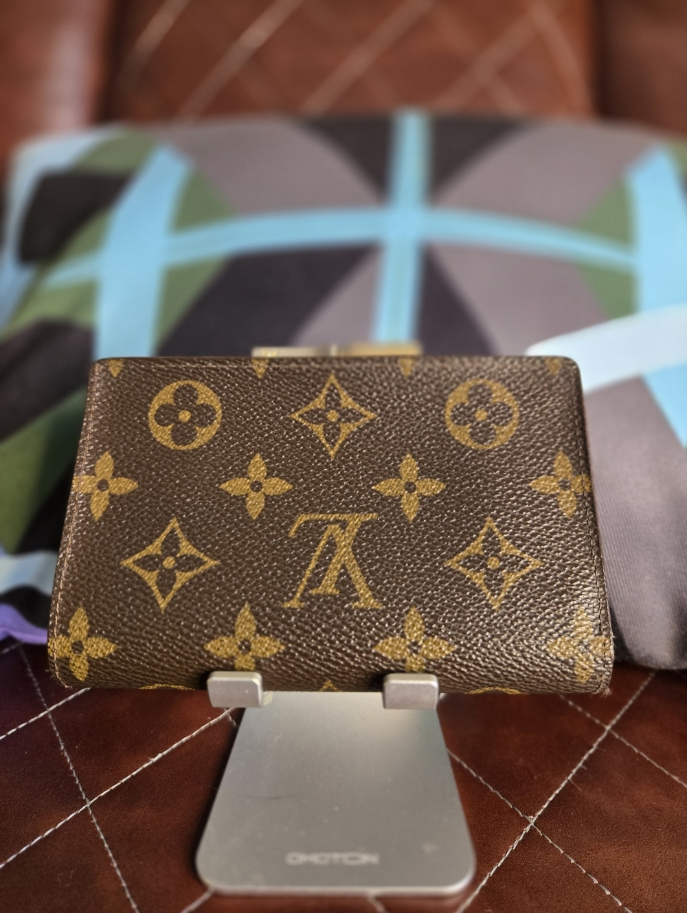 Louis Vuitton Monogram Canvas Kisslock Wallet in Brown and Gold